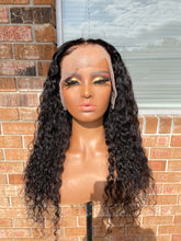 Load image into Gallery viewer, Wet &amp; Go Lace Frontal Wigs
